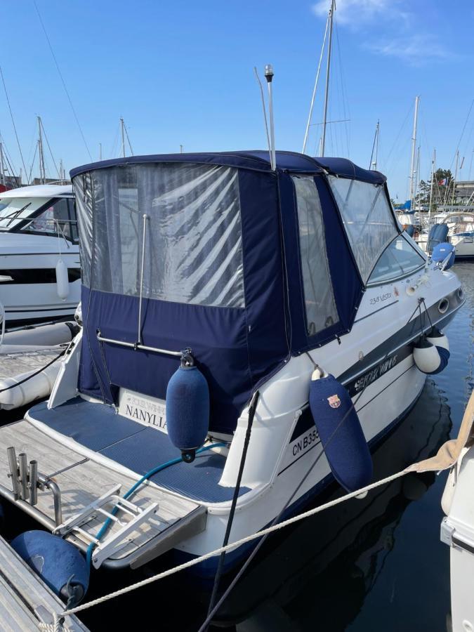 Superbe Bateau « Le Nanylia » Hotel Boulogne-sur-Mer Buitenkant foto